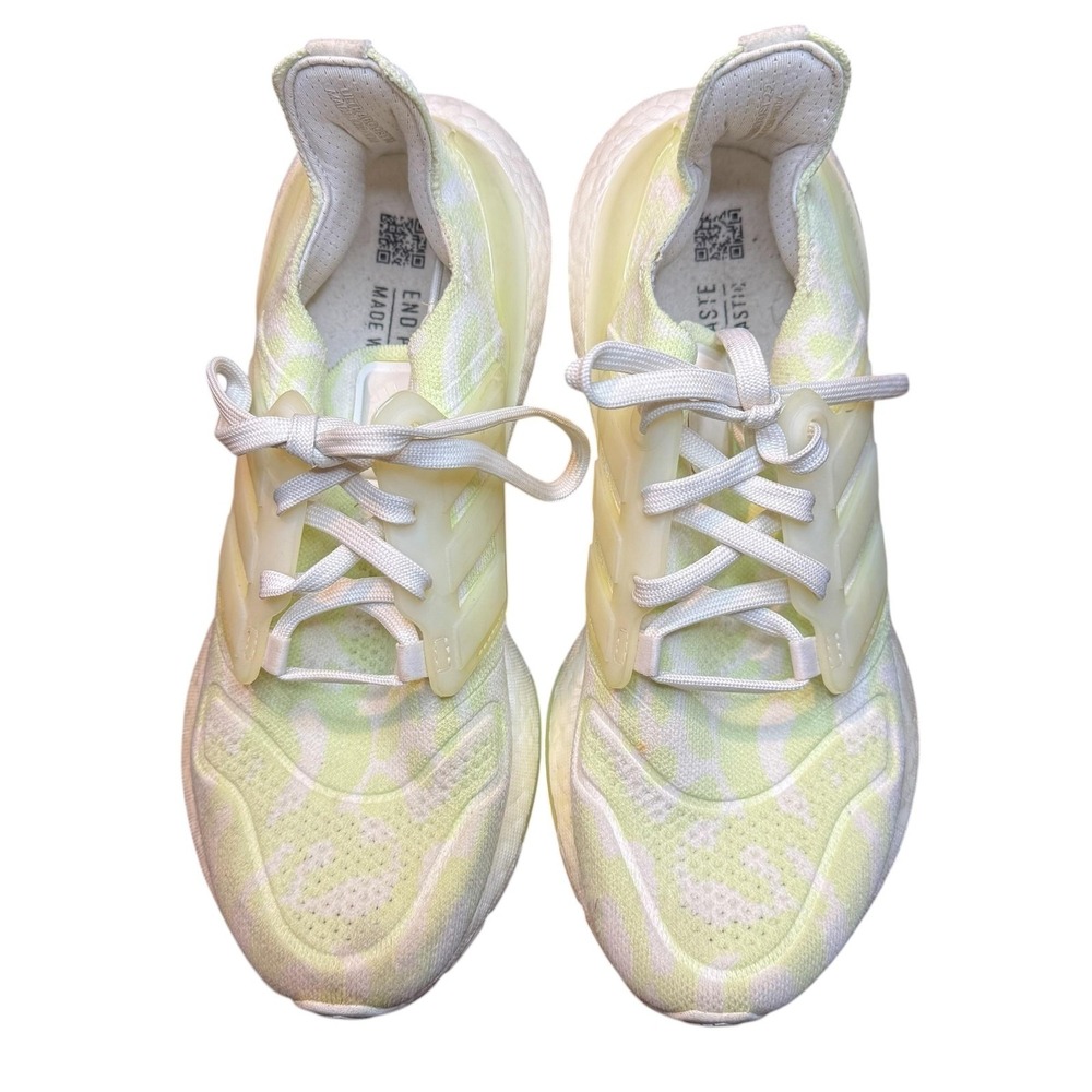 Adidas Ultraboost Shoes Womens Size 6.5 Yellow Knit Running Sneakers GX6302